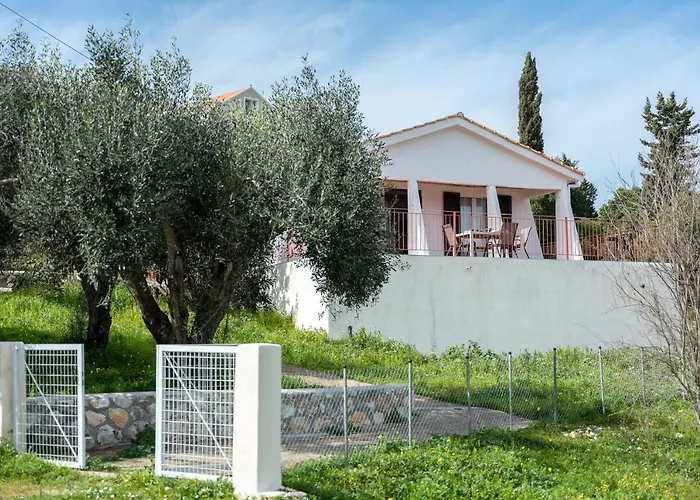 Salty Pebble House בית נופש