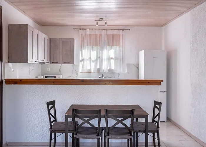 Salty Pebble House בית נופש *